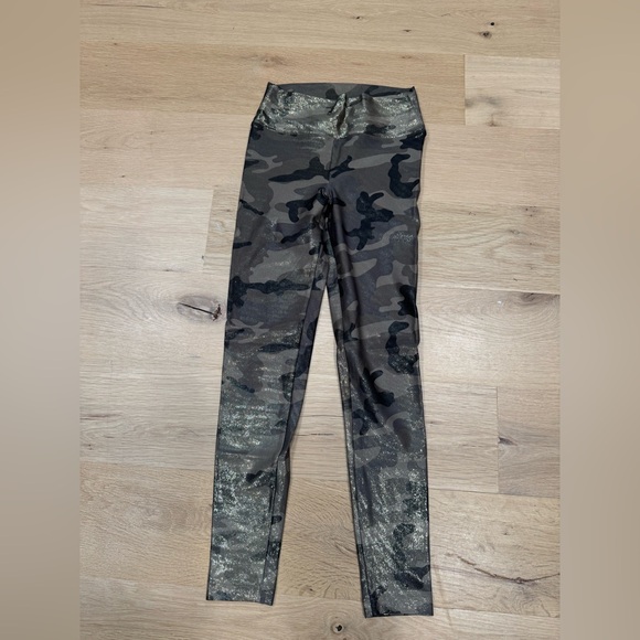 KORAL Lustrous Infinity Camo Leggings - Picture 4 of 7